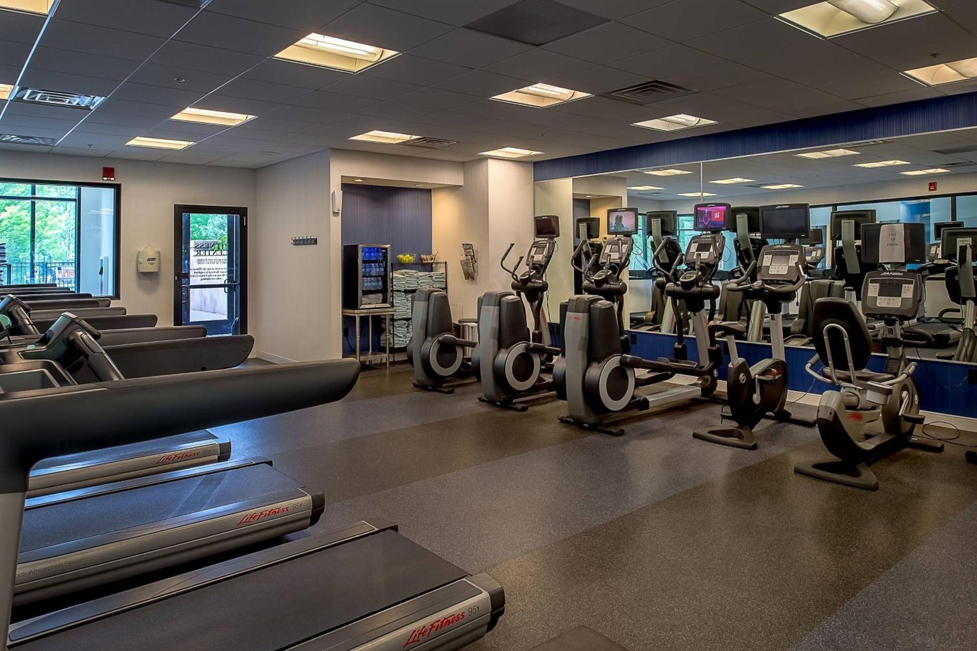 Marriott St. Louis West Hotel Честърфийлд Екстериор снимка
