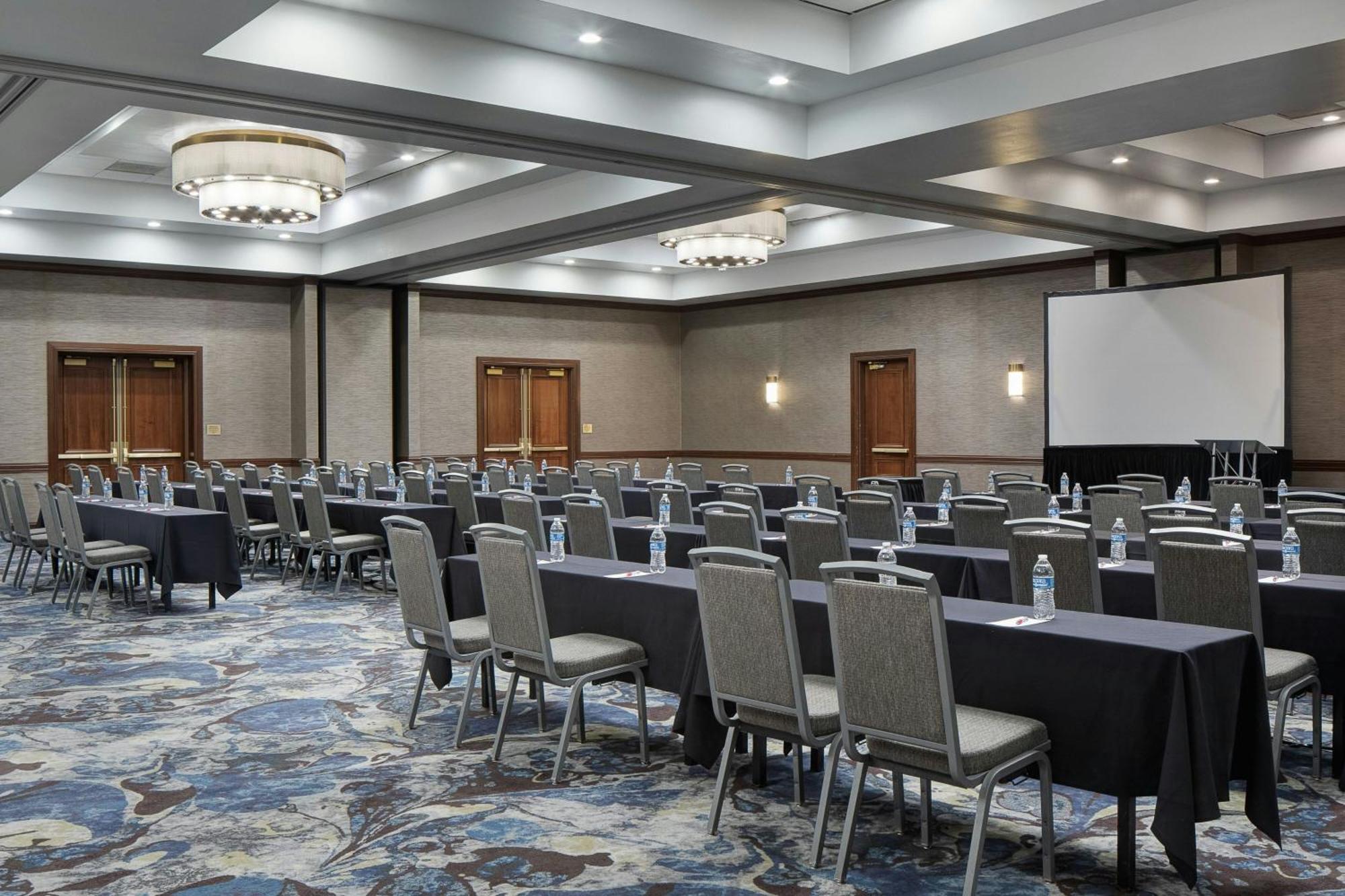 Marriott St. Louis West Hotel Честърфийлд Екстериор снимка