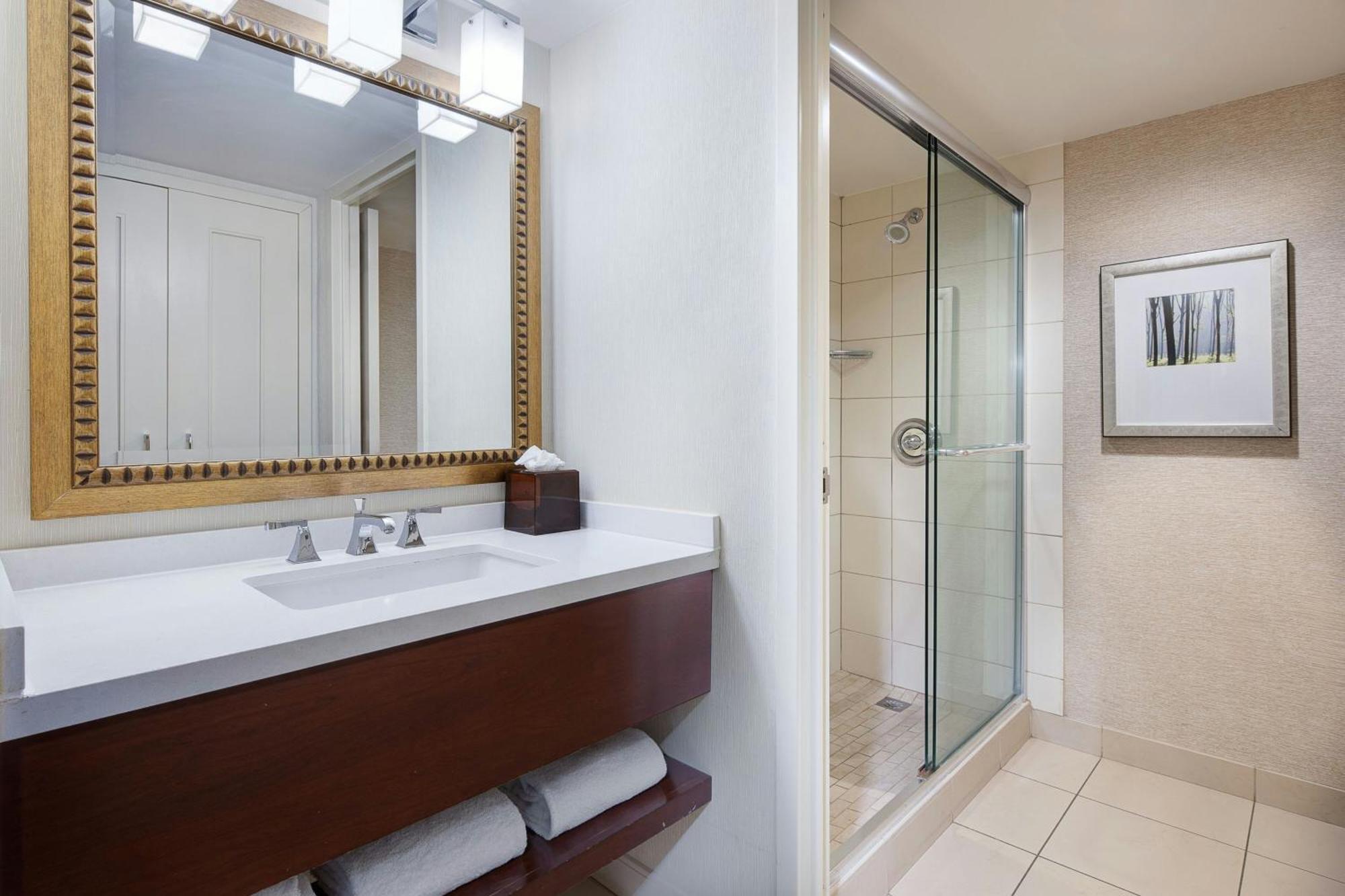 Marriott St. Louis West Hotel Честърфийлд Екстериор снимка